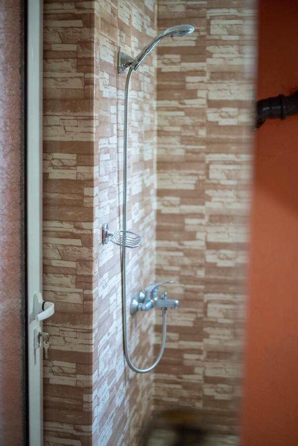 Danailovi Guest House ساباريفا بانيا المظهر الخارجي الصورة
