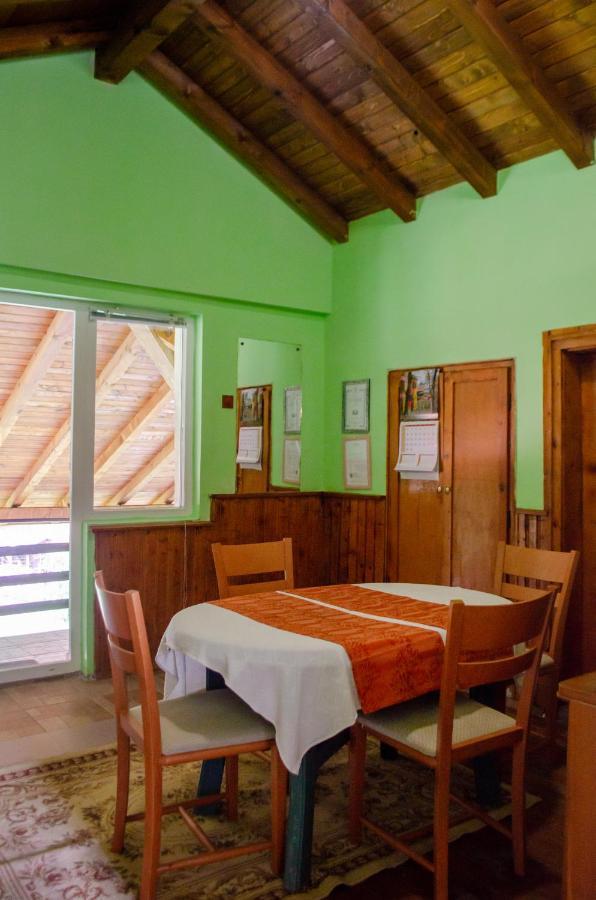 Danailovi Guest House ساباريفا بانيا المظهر الخارجي الصورة