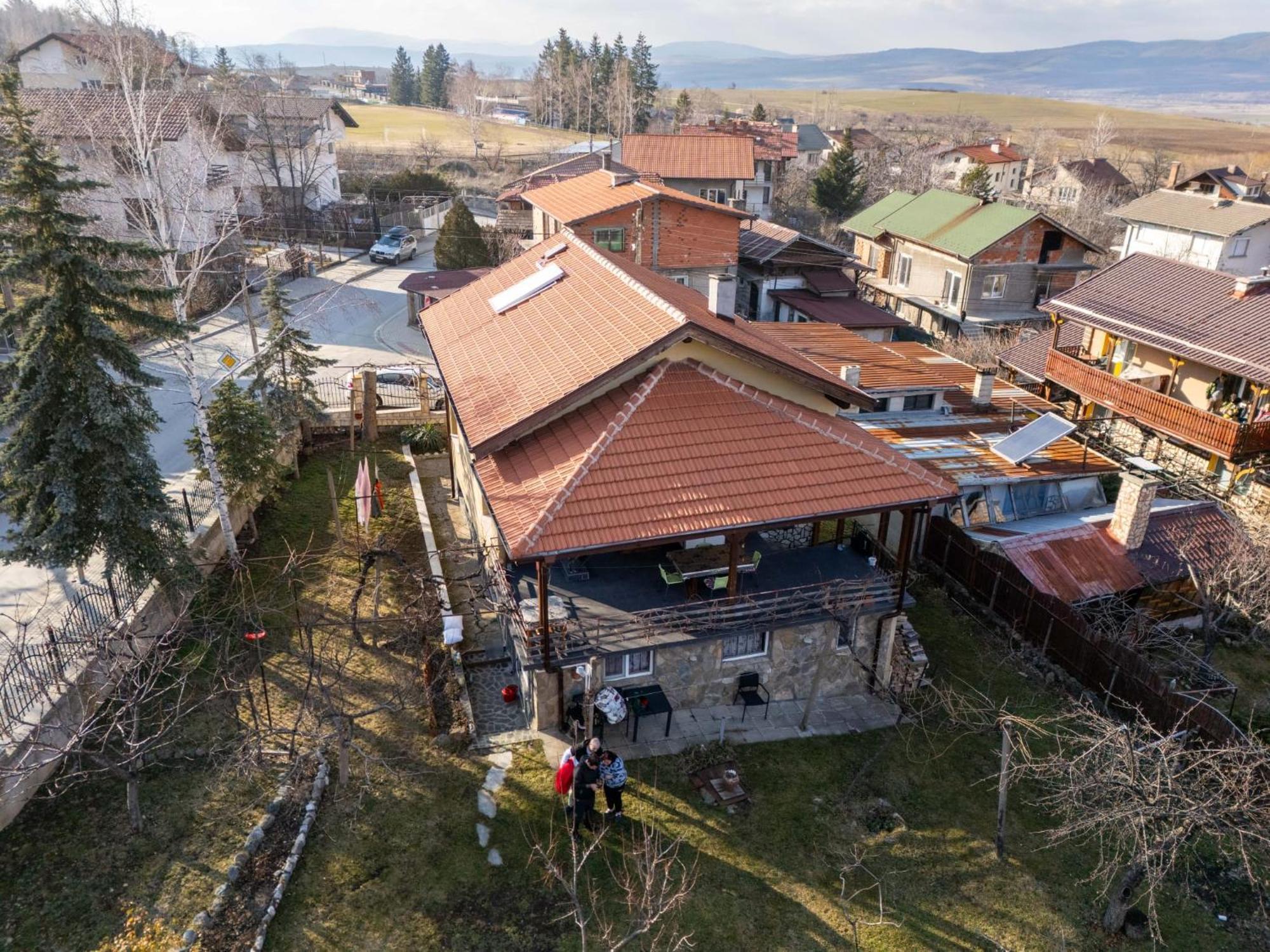 Danailovi Guest House ساباريفا بانيا المظهر الخارجي الصورة